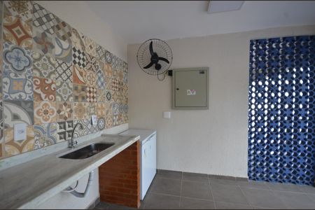 Apartamento para alugar com 54m², 2 quartos e 1 vagaÁrea comum - Churrasqueira