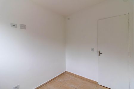 Quarto 2 de apartamento para alugar com 2 quartos, 40m² em Centro, Guarulhos