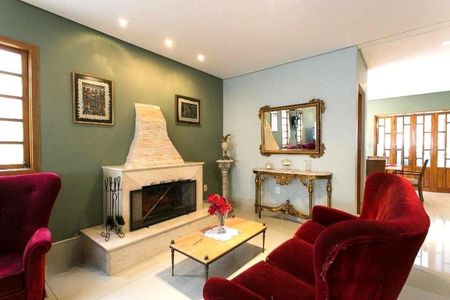 Casa à venda com 5 quartos, 310m² em Chácara Tatuapé, São Paulo