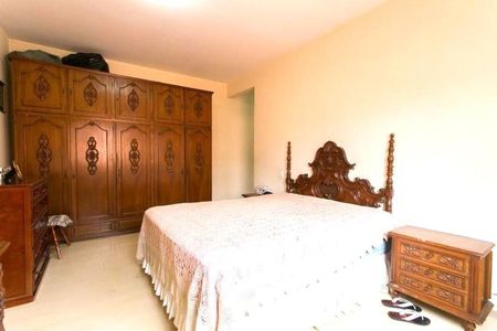 Casa para alugar com 310m², 5 quartos e 3 vagas