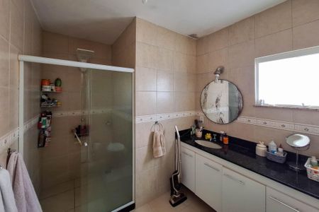 Casa à venda com 169m², 4 quartos e 3 vagas Casa à venda com 169m², 4 quartos e 3 vagasBanheiro da Suíte