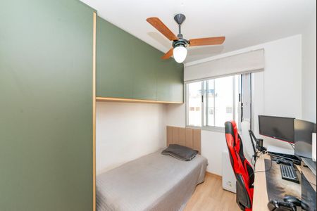 Apartamento à venda com 157m², 3 quartos e 2 vagas Apartamento à venda com 157m², 3 quartos e 2 vagasQuarto 3