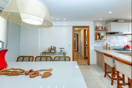 Sala  de apartamento à venda com 3 quartos, 157m² em Nova Granada, Belo Horizonte