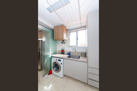 Apartamento à venda com 157m², 3 quartos e 2 vagas Apartamento à venda com 157m², 3 quartos e 2 vagasÁrea de Serviço