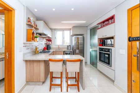 Apartamento à venda com 157m², 3 quartos e 2 vagas Apartamento à venda com 157m², 3 quartos e 2 vagasCozinha