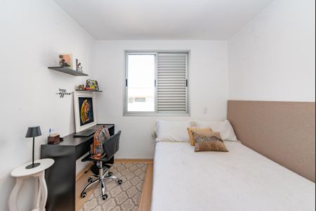 Apartamento à venda com 157m², 3 quartos e 2 vagas Apartamento à venda com 157m², 3 quartos e 2 vagasQuarto 2