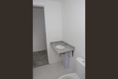 Apartamento à venda com 54m², 2 quartos e 1 vaga Apartamento à venda com 54m², 2 quartos e 1 vagaBanheiro da Suíte