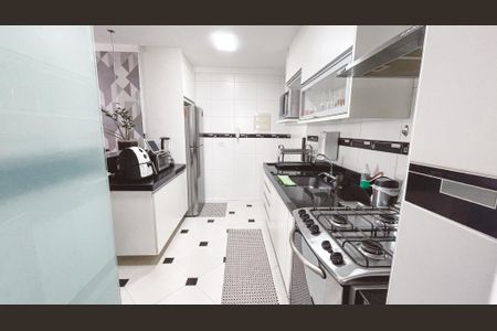 Apartamento à venda com 96m², 2 quartos e 2 vagasCozinha