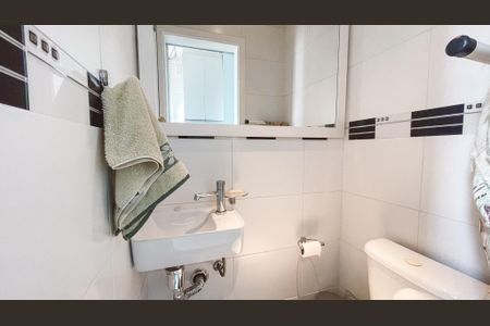 Apartamento à venda com 96m², 2 quartos e 2 vagasBanheiro de serviço