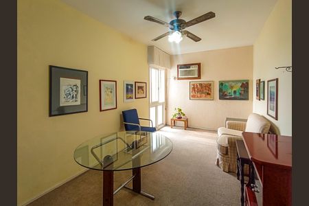 Sala de apartamento à venda com 2 quartos, 72m² em Menino Deus, Porto Alegre