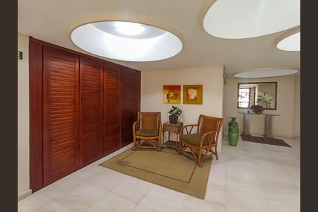 Apartamento à venda com 72m², 2 quartos e 1 vagaÁrea comum