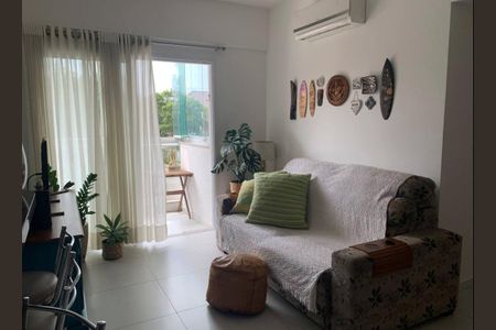 Sala de apartamento para alugar com 2 quartos, 82m² em Rio Tavares, Florianópolis