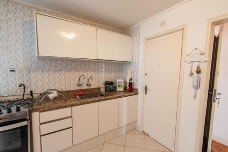 Apartamento à venda com 80m², 2 quartos e sem vaga Apartamento à venda com 80m², 2 quartos e sem vagaCozinha