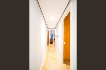 Apartamento à venda com 95m², 3 quartos e 2 vagasCorredor dos quartos