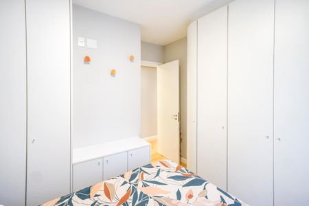 Apartamento à venda com 95m², 3 quartos e 2 vagasQuarto 01