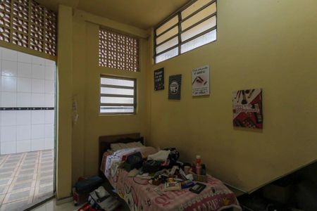 Casa à venda com 170m², 3 quartos e 2 vagas Casa à venda com 170m², 3 quartos e 2 vagasQuarto 5