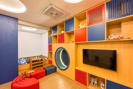 Studio à venda com 31m², 1 quarto e sem vaga Studio à venda com 31m², 1 quarto e sem vagaÁrea comum - Brinquedoteca