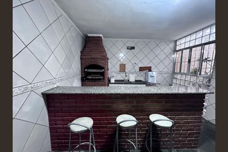 Casa para alugar com 262m², 3 quartos e 2 vagasÁrea comum - Churrasqueira