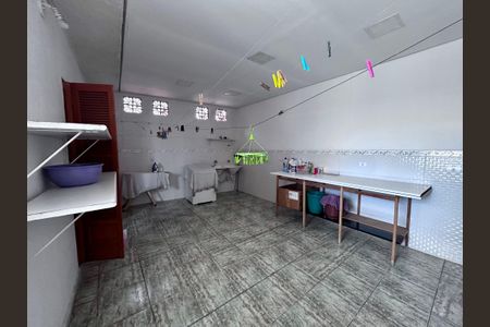 Casa para alugar com 262m², 3 quartos e 2 vagasÁrea de Serviço