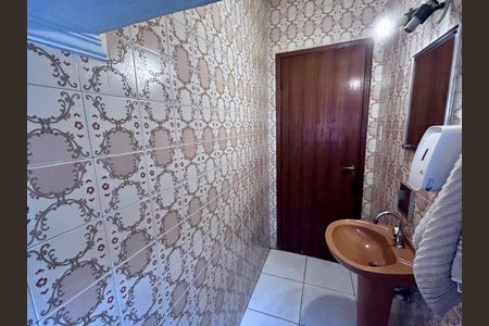 Lavabo de casa para alugar com 3 quartos, 262m² em Jardim Vila Galvao, Guarulhos
