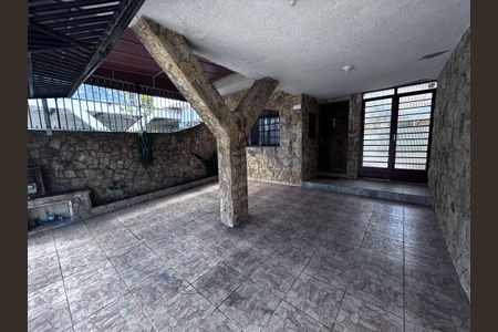 Casa para alugar com 262m², 3 quartos e 2 vagasGaragem