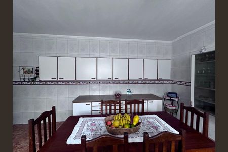 Casa para alugar com 262m², 3 quartos e 2 vagasCozinha