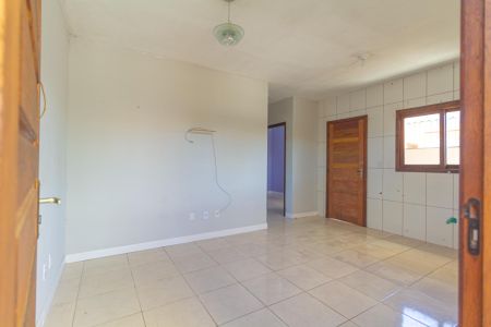Casa à venda com 2 quartos, 55m² em Rio Branco, Canoas
