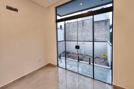 Casa à venda com 126m², 3 quartos e 4 vagas Casa à venda com 126m², 3 quartos e 4 vagasQuarto