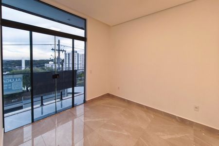 Casa à venda com 126m², 3 quartos e 4 vagas Casa à venda com 126m², 3 quartos e 4 vagas Suíte