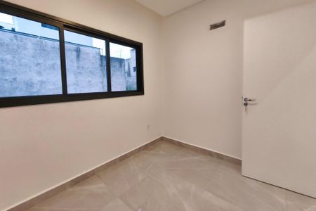 Casa à venda com 126m², 3 quartos e 4 vagas Casa à venda com 126m², 3 quartos e 4 vagasQuarto 2