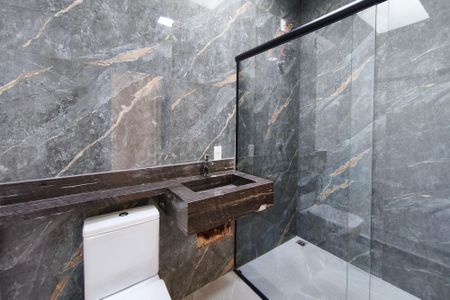 Casa à venda com 126m², 3 quartos e 4 vagas Casa à venda com 126m², 3 quartos e 4 vagasBanheiro Suíte