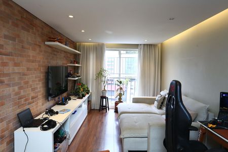Apartamento à venda com 78m², 3 quartos e 1 vaga Apartamento à venda com 78m², 3 quartos e 1 vagaSala