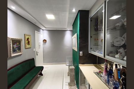 Apartamento à venda com 106m², 2 quartos e 1 vaga Apartamento à venda com 106m², 2 quartos e 1 vagaSala