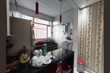 Apartamento à venda com 106m², 2 quartos e 1 vaga Apartamento à venda com 106m², 2 quartos e 1 vagaCozinha