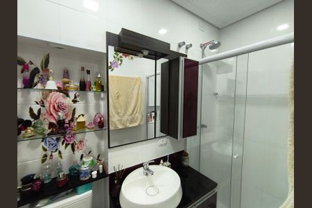 Apartamento à venda com 106m², 2 quartos e 1 vaga Apartamento à venda com 106m², 2 quartos e 1 vagaBanheiro