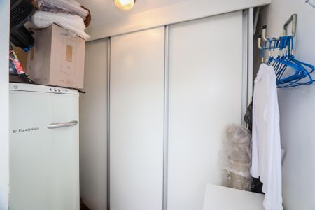 Apartamento à venda com 119m², 3 quartos e 2 vagas Apartamento à venda com 119m², 3 quartos e 2 vagasQuarto de Serviço