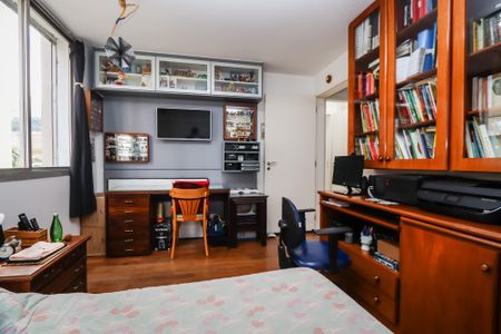 Apartamento à venda com 119m², 3 quartos e 2 vagas Apartamento à venda com 119m², 3 quartos e 2 vagasQuarto 1