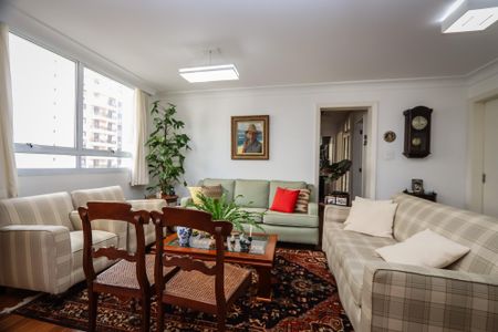 Apartamento à venda com 119m², 3 quartos e 2 vagas Apartamento à venda com 119m², 3 quartos e 2 vagasSala