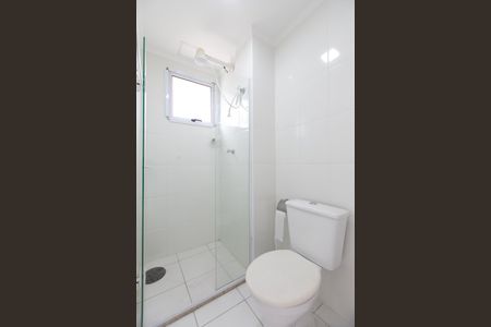 Banheiro de apartamento à venda com 1 quarto, 24m² em Vila Campanela, São Paulo