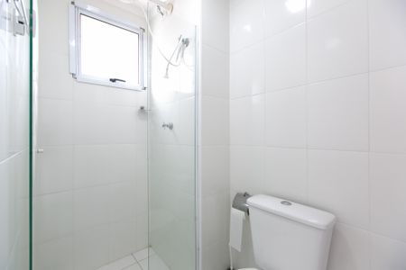 Banheiro de apartamento à venda com 1 quarto, 24m² em Vila Campanela, São Paulo