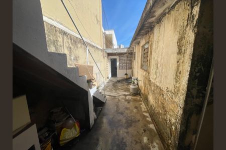 Casa à venda com 163m², 1 quarto e 2 vagasQuintal