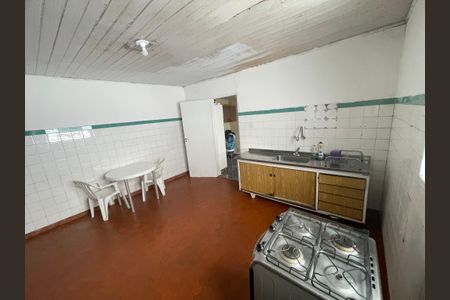 Casa à venda com 163m², 1 quarto e 2 vagasCozinha