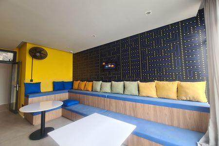 Apartamento à venda com 64m², 2 quartos e 1 vagaÁrea comum - Sala de video game