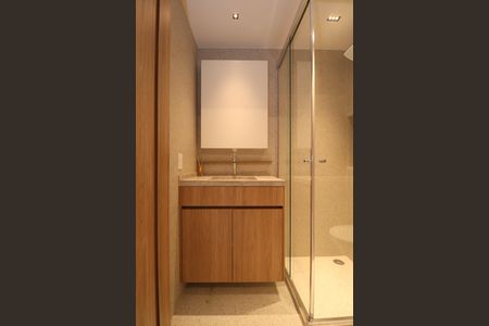 Banheiro de kitnet/studio à venda com 1 quarto, 27m² em Cerqueira César, São Paulo