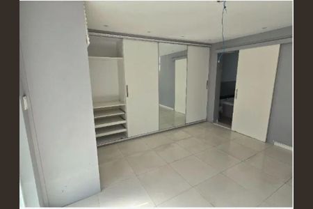 Casa à venda com 4 quartos, 359m² em Vargem Pequena, Rio de Janeiro