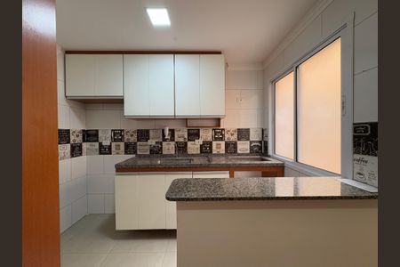 Apartamento à venda com 90m², 2 quartos e 1 vaga Apartamento à venda com 90m², 2 quartos e 1 vagaCozinha