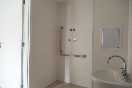 Apartamento à venda com 28m², 1 quarto e sem vaga Apartamento à venda com 28m², 1 quarto e sem vagaBanheiro