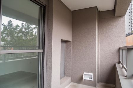 Apartamento à venda com 28m², 1 quarto e sem vaga Apartamento à venda com 28m², 1 quarto e sem vagaVaranda