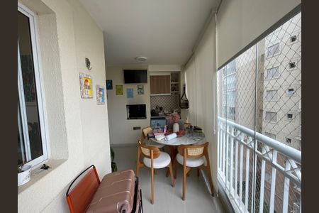 Varanda de apartamento à venda com 3 quartos, 95m² em Jardim Lucia, São Paulo