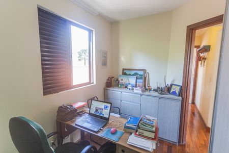 Apartamento à venda com 93m², 3 quartos e 2 vagasQuarto 2